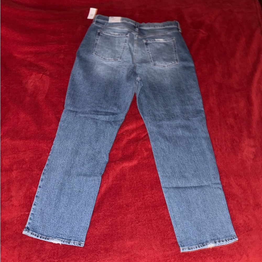 Old Navy Women’s Sky-Hi Straight Leg Denim Jeans
Secret slim pockets 
Size: 14 - Picture 3 of 3
